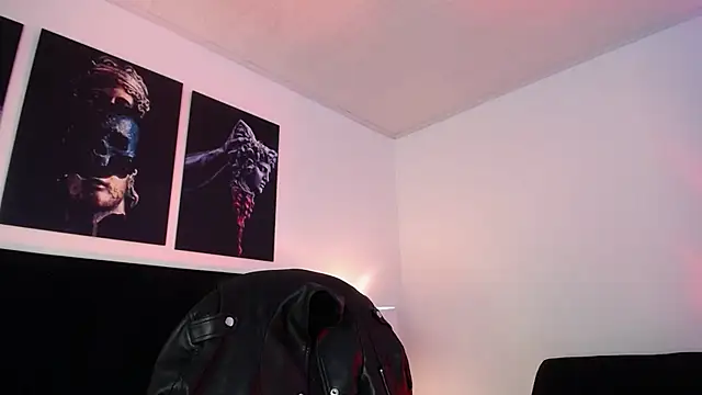 Snapshot of JuanCamiilo_66 chatting on January 4, 7:55 pm JuanCamiilo 66 online show from January 4, 7:55 pm