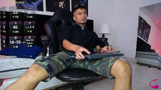 Snapshot of JuanCamiilo_66 chatting on January 18, 7:37 pm JuanCamiilo 66 online show from January 18, 7:37 pm