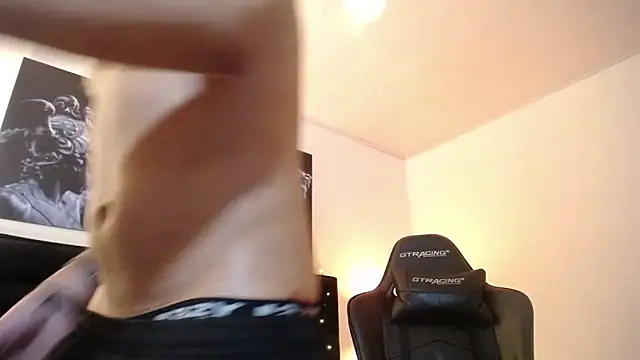 Snapshot of JuanCamiilo_66 chatting on February 1, 12:40 am JuanCamiilo 66 online show from February 1, 12:40 am