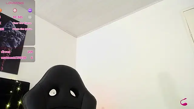 Snapshot of JuanCamiilo_66 chatting on February 3, 12:25 am JuanCamiilo 66 online show from February 3, 12:25 am