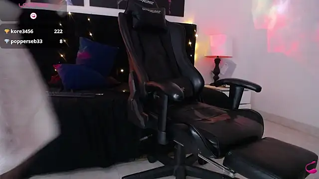 Snapshot of JuanCamiilo_66 chatting on February 8, 5:40 am JuanCamiilo 66 online show from February 8, 5:40 am