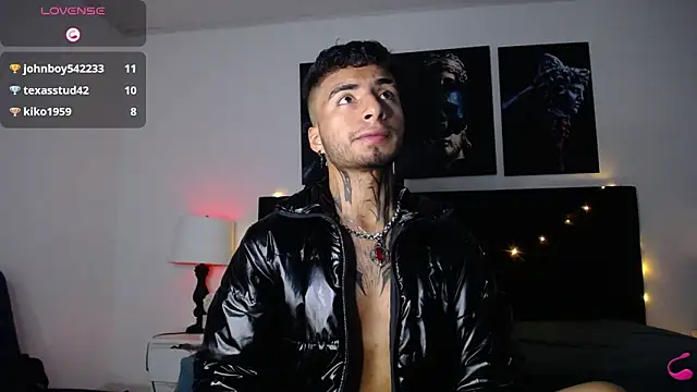 Snapshot of JuanCamiilo_66 chatting on February 10, 7:15 am JuanCamiilo 66 online show from February 10, 7:15 am