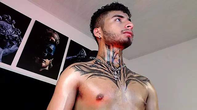 Snapshot of JuanCamiilo_66 chatting on February 23, 6:07 am JuanCamiilo 66 online show from February 23, 6:07 am