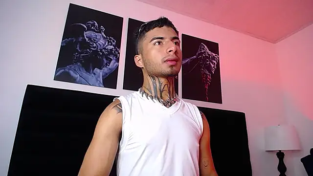 Snapshot of JuanCamiilo_66 chatting on March 21, 2:51 pm JuanCamiilo 66 online show from March 21, 2:51 pm