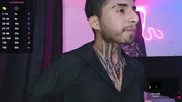 Snapshot of JuanCamiilo_66 chatting on September 22, 2:57 am JuanCamiilo 66 online show from September 22, 2:57 am