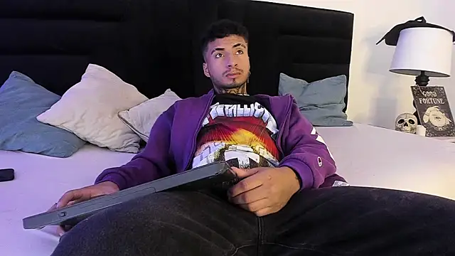 Snapshot of JuanCamiilo_66 chatting on October 26, 3:12 am JuanCamiilo 66 online show from October 26, 3:12 am