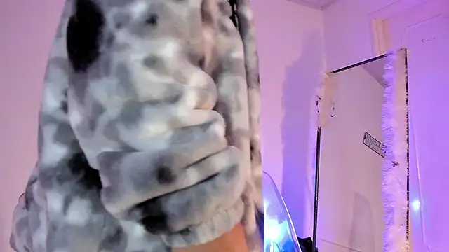 Snapshot of JuanCamiilo_66 chatting on November 29, 3:53 am JuanCamiilo 66 online show from November 29, 3:53 am