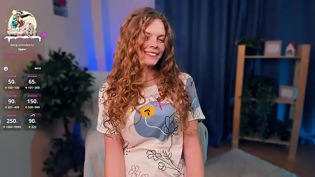 Snapshot of RayaNenlia chatting on January 5, 8:11 am RayaNenlia online show from January 5, 8:11 am