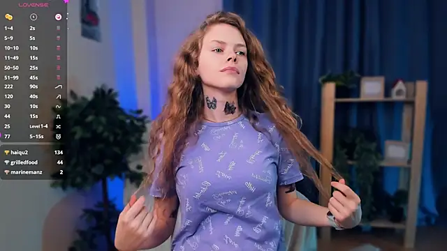 Snapshot of RayaNenlia chatting on January 14, 8:09 am RayaNenlia online show from January 14, 8:09 am