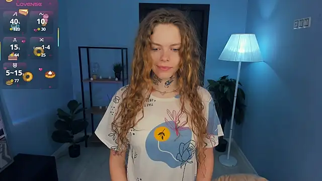 Snapshot of RayaNenlia chatting on March 19, 5:08 am RayaNenlia online show from March 19, 5:08 am