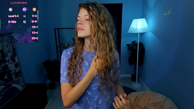 Snapshot of RayaNenlia chatting on September 26, 5:11 am RayaNenlia online show from September 26, 5:11 am