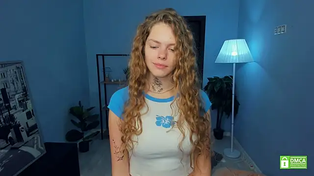 Snapshot of RayaNenlia chatting on November 25, 5:07 am RayaNenlia online show from November 25, 5:07 am