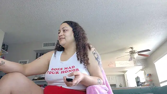 honeeyyy pot online show from March 19, 5:50 pm