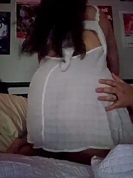 honeeyyy pot online show from September 10, 5:40 am