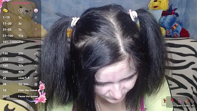 Snapshot of Yours_good_mood chatting on December 21, 4:52 am Yours good mood online show from December 21, 4:52 am