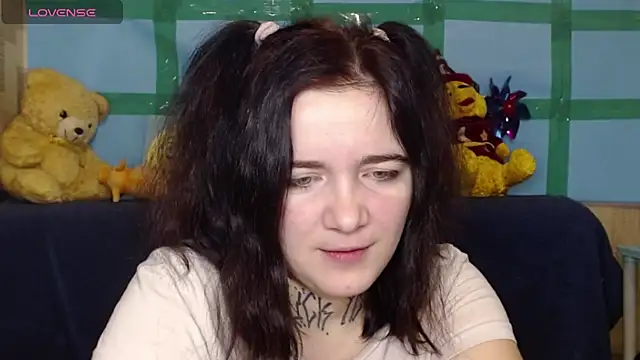 Snapshot of Yours_good_mood chatting on February 1, 6:43 am Yours good mood online show from February 1, 6:43 am