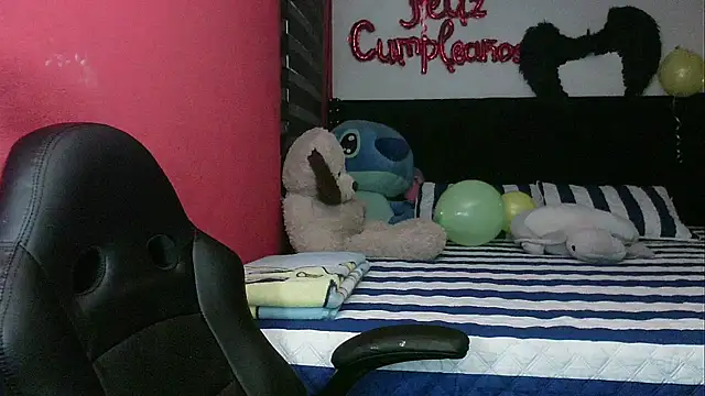 charlotedoll online show from April 24, 2:47 am