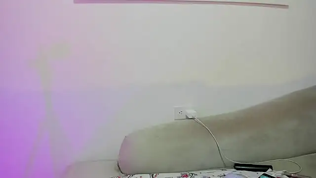 Snapshot of Vidiia chatting on January 8, 4:04 am Vidiia online show from January 8, 4:04 am