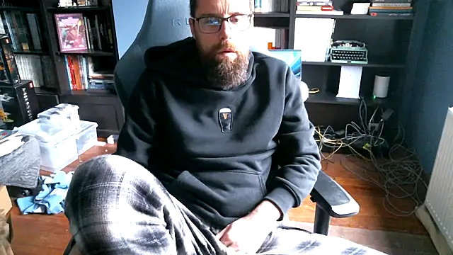 MeSteff online show from November 9, 8:23 am