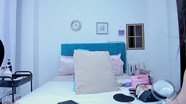 kamila lopez online show from March 15, 8:59 pm