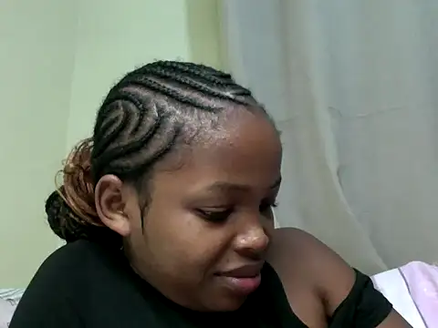 Snapshot of queen-sasha chatting on May 9, 6:02 pm queen-sasha online show from May 9, 6:02 pm