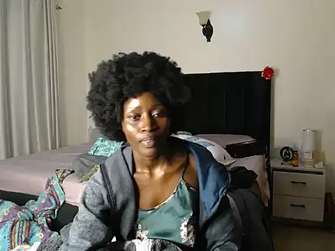 Snapshot of thicky_anncy chatting on July 27, 9:44 pm thicky anncy online show from July 27, 9:44 pm