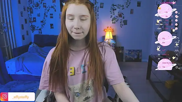 Snapshot of CallMeEffy1 chatting on October 24, 10:06 pm CallMeEffy1 online show from October 24, 10:06 pm