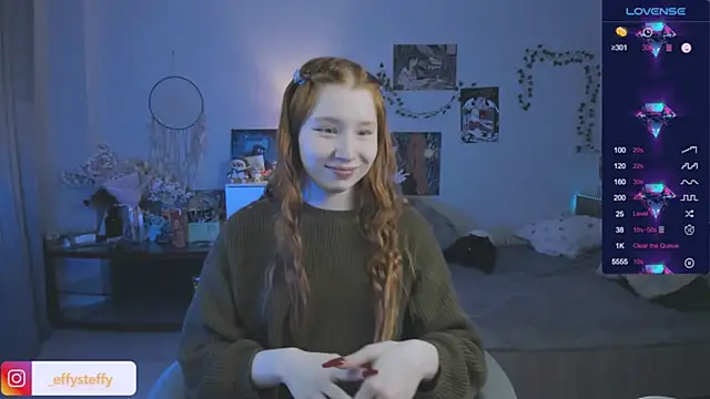 Snapshot of CallMeEffy1 chatting on November 26, 7:37 pm CallMeEffy1 online show from November 26, 7:37 pm