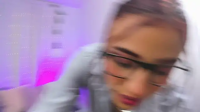 veronicaxx69 online show from February 20, 5:55 am