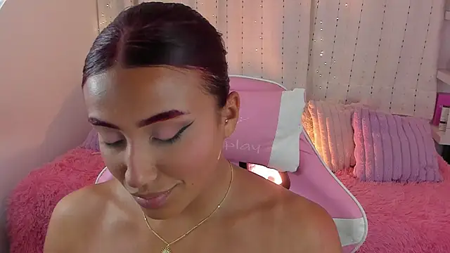 veronicaxx69 online show from September 19, 12:45 am