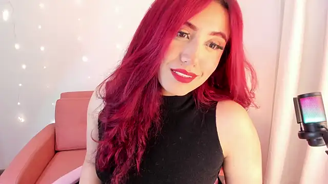 Snapshot of veronicaxx69 chatting on June 25, 5:45 am veronicaxx69 online show from June 25, 5:45 am
