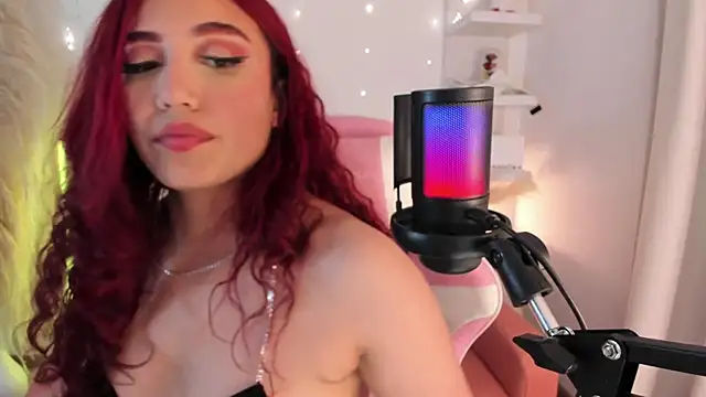 Snapshot of veronicaxx69 chatting on July 14, 2:38 am veronicaxx69 online show from July 14, 2:38 am