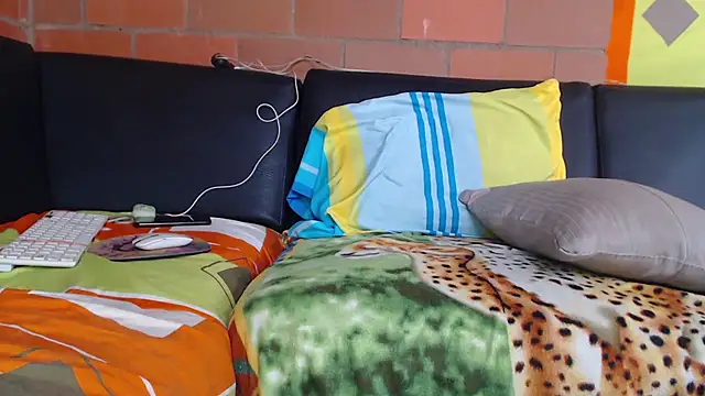 Snapshot of sexyblackxx12 chatting on October 16, 2:51 pm sexyblackxx12 online show from October 16, 2:51 pm