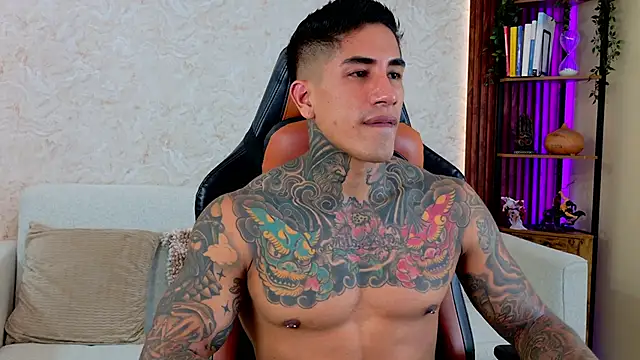 AdanReilly online show from March 12, 8:26 pm