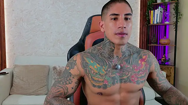 AdanReilly online show from April 12, 2:55 pm