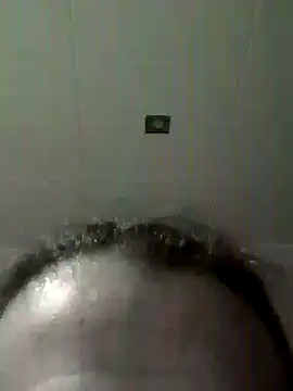 Snapshot of Lia_Y_PatrickX chatting on February 10, 7:40 pm Lia Y PatrickX online show from February 10, 7:40 pm