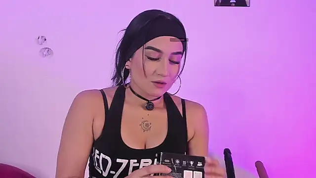 Maggie 1 online show from October 3, 9:12 pm