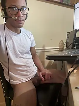 Snapshot of PlaywithSnM chatting on March 9, 3:16 pm PlaywithSnM online show from March 9, 3:16 pm