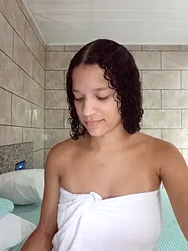 By Aninha online show from April 7, 3:45 pm