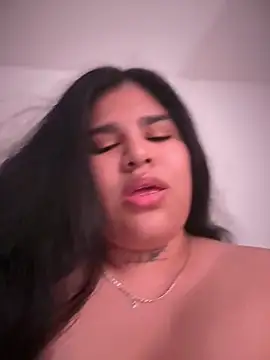 Snapshot of Badkittykim chatting on December 20, 12:29 am Badkittykim online show from December 20, 12:29 am