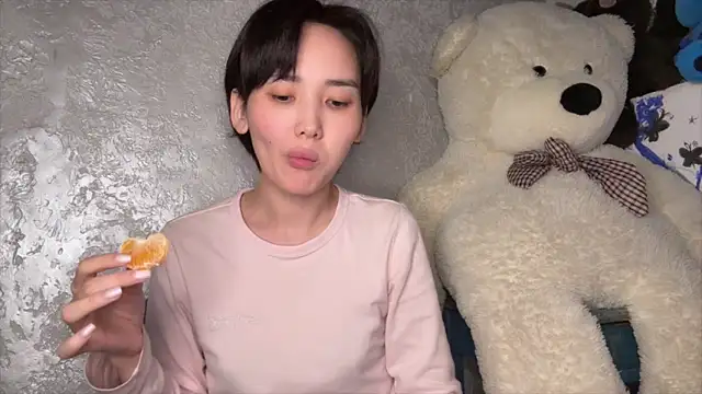 Snapshot of sweet_adelin chatting on March 23, 8:13 pm sweet adelin online show from March 23, 8:13 pm