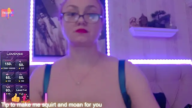 Snapshot of LadyJeen chatting on January 13, 9:09 pm LadyJeen online show from January 13, 9:09 pm