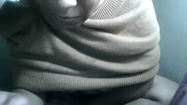 Snapshot of Daszler chatting on January 18, 4:59 am Daszler online show from January 18, 4:59 am