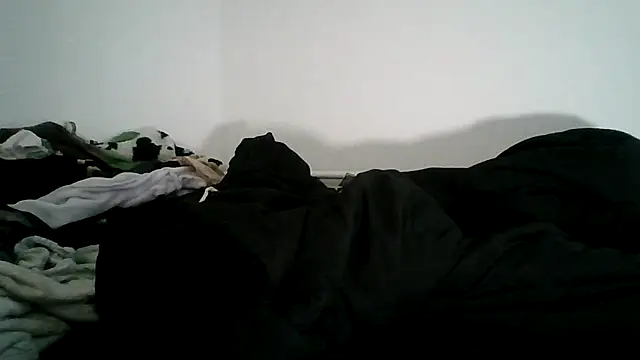 Snapshot of Daszler chatting on March 17, 9:45 pm Daszler online show from March 17, 9:45 pm