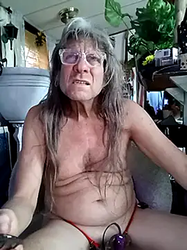 Snapshot of WillCum4Unow chatting on February 19, 5:06 pm WillCum4Unow online show from February 19, 5:06 pm