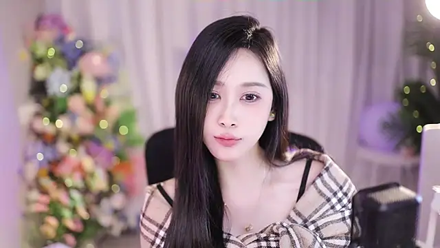 Snapshot of SleepArtist chatting on January 5, 12:21 pm SleepArtist online show from January 5, 12:21 pm