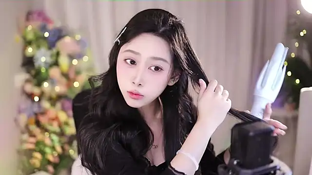 Snapshot of SleepArtist chatting on January 7, 10:08 pm SleepArtist online show from January 7, 10:08 pm