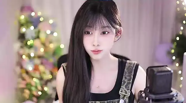 Snapshot of SleepArtist chatting on January 10, 12:26 pm SleepArtist online show from January 10, 12:26 pm