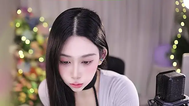 Snapshot of SleepArtist chatting on January 11, 11:56 pm SleepArtist online show from January 11, 11:56 pm