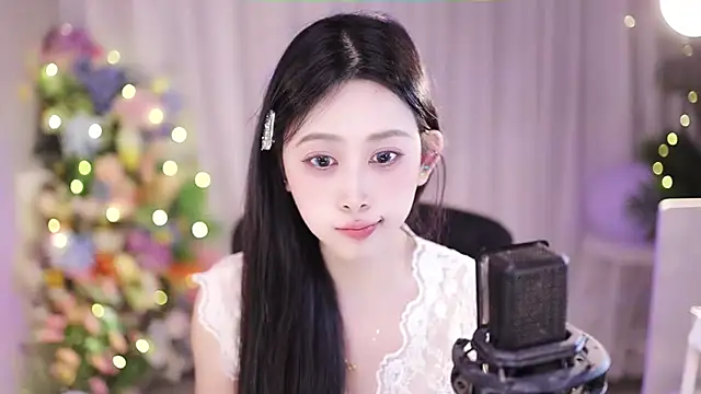 Snapshot of SleepArtist chatting on January 13, 9:52 am SleepArtist online show from January 13, 9:52 am